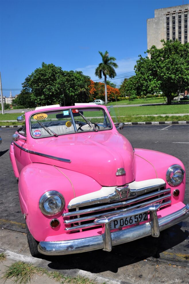 Kuba Stare Auta3