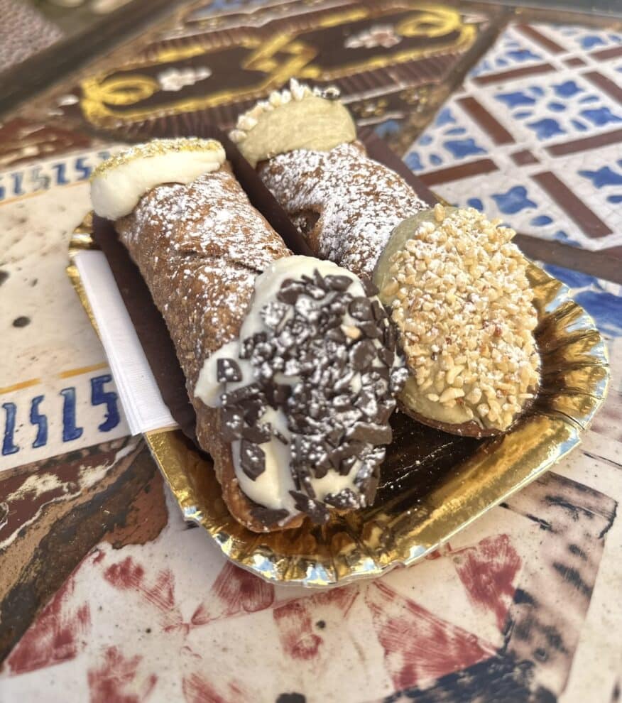 Cannoli & Co
